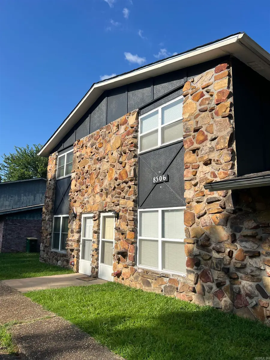 8306 Woodview Drive East, Sherwood, AR 72120 - #2