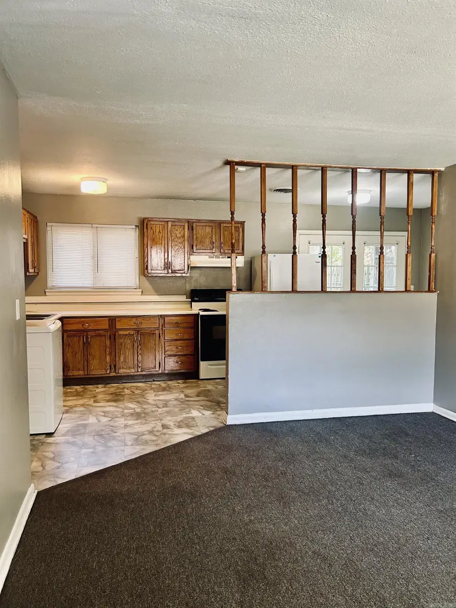 1305 Collins Drive, Pine Bluff, AR 71601 - #2