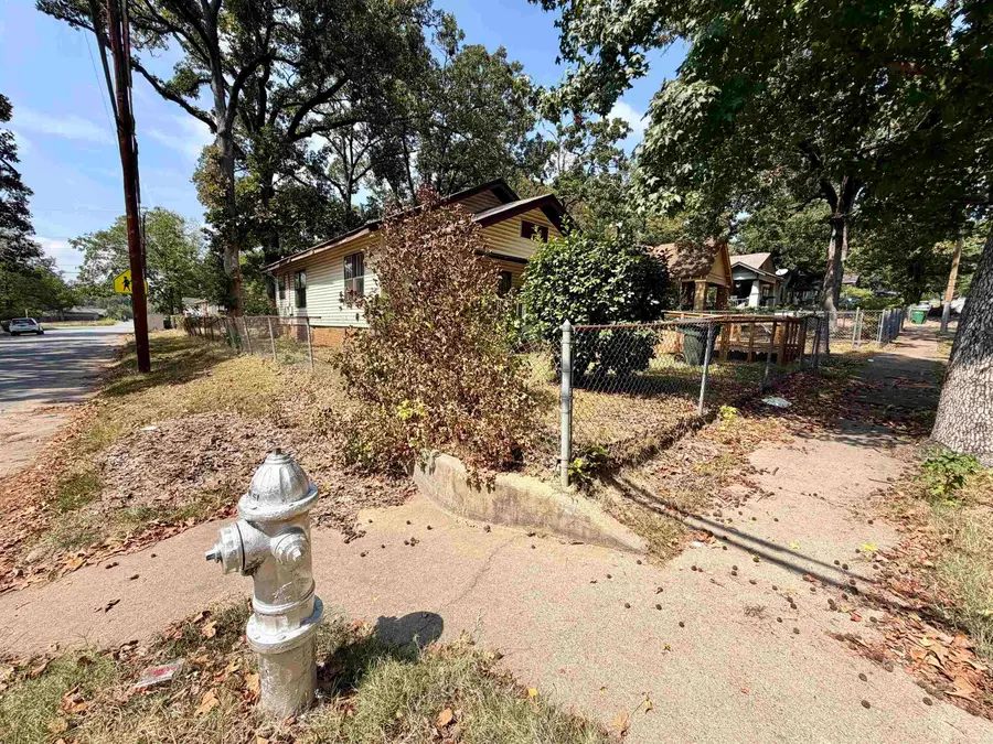 2124 S Valentine Street, Little Rock, AR 72204 - #2