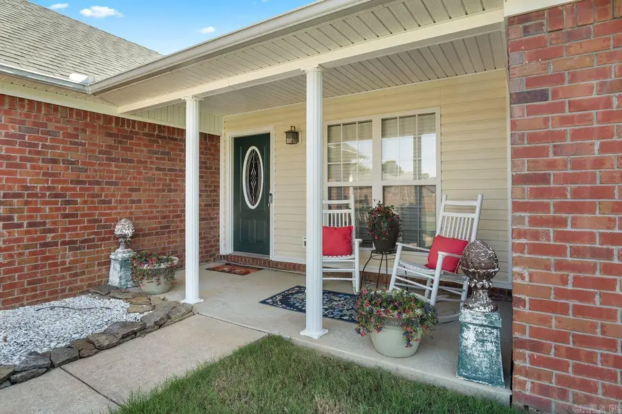 31 Hummingbird Drive, Vilonia, AR 72173 - #2