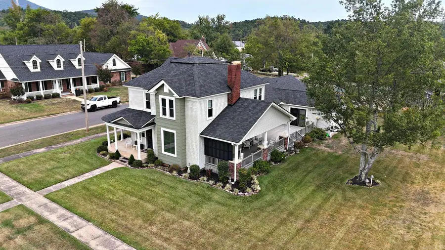 400 Eighth, Mena, AR 71953 - #2
