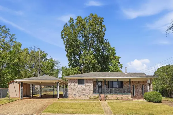 3024 Center Street, Little Rock, AR 72206
