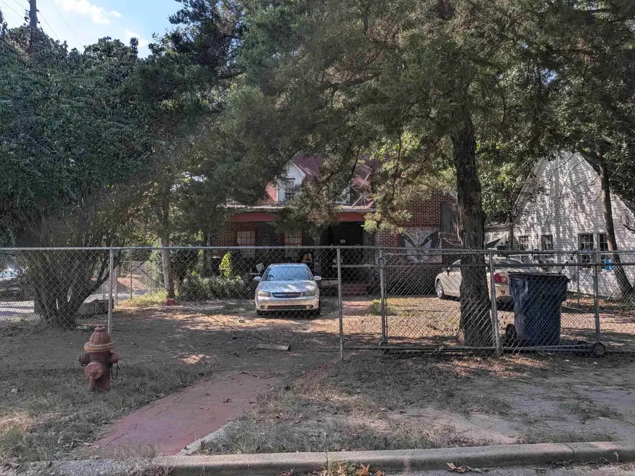 504 N Agee, Camden, AR 71701 - #2