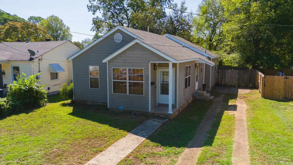 2060 E College, Batesville, AR 72501 - #1