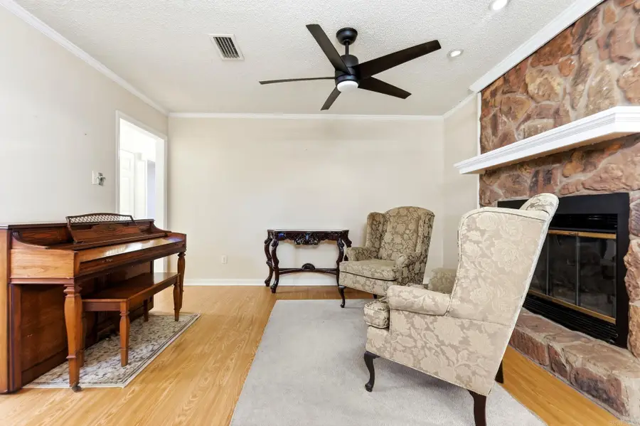 2607 Lehigh Dr, Little Rock, AR 72204 - #2