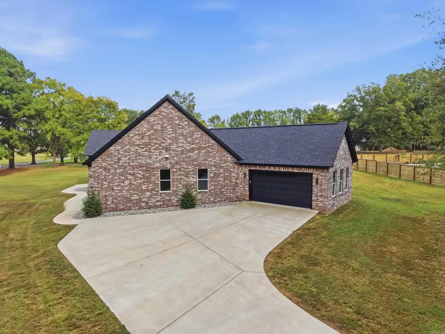 270 Arrowhead Road, Greenbrier, AR 72058 - #2