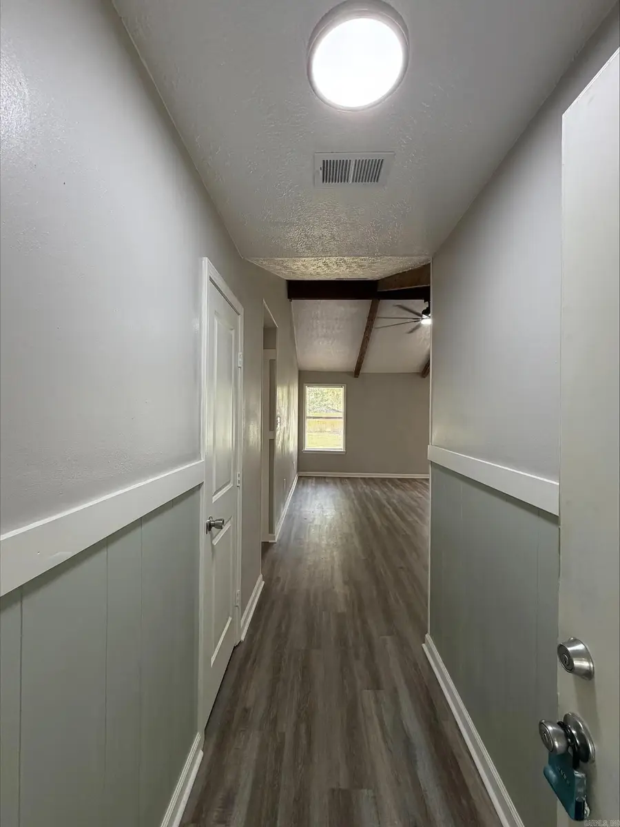 2104 West Street, Conway, AR 72032 - #2