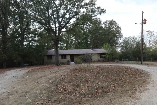 483 Ridge Rd, Camp, AR 72520