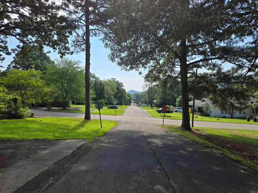 300 N Sixth Street, Heber Springs, AR 72543 - #2