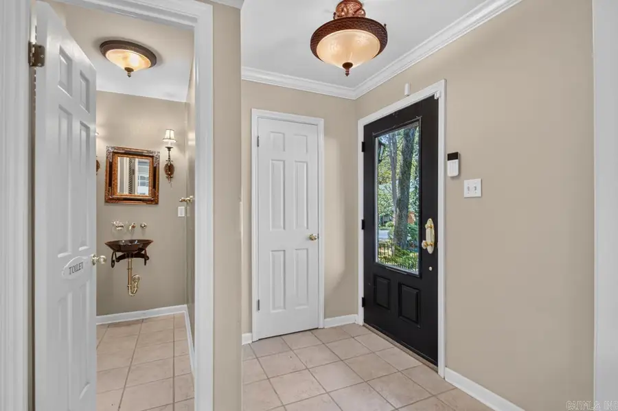 13 Kingsbridge Way, Little Rock, AR 72212 - #3