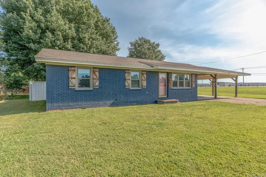 398 E Barry St, Wynne, AR 72396 - #3