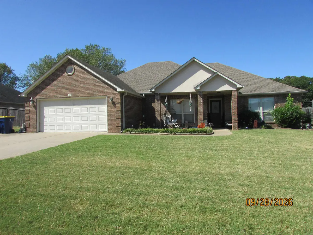 21 Daytona Dr, Cabot, AR 72023 - #1