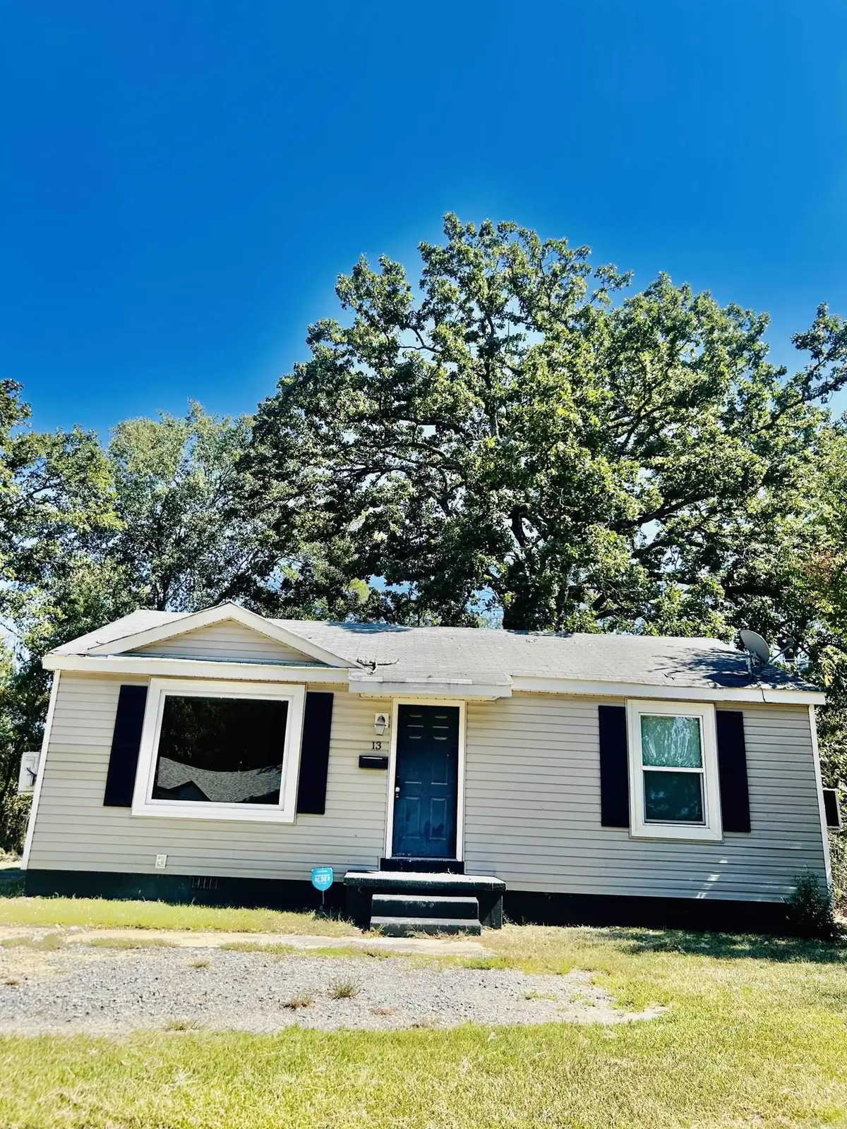 13 E Richard Drive, White Hall, AR 71602 - #1