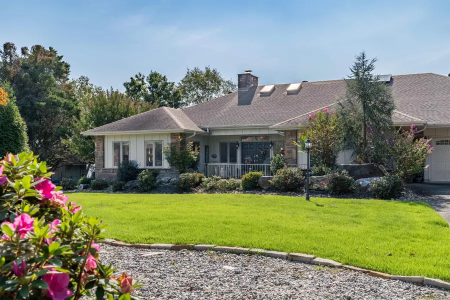 8 Heraldia Lane, Hot Springs Village, AR 71909 - #2