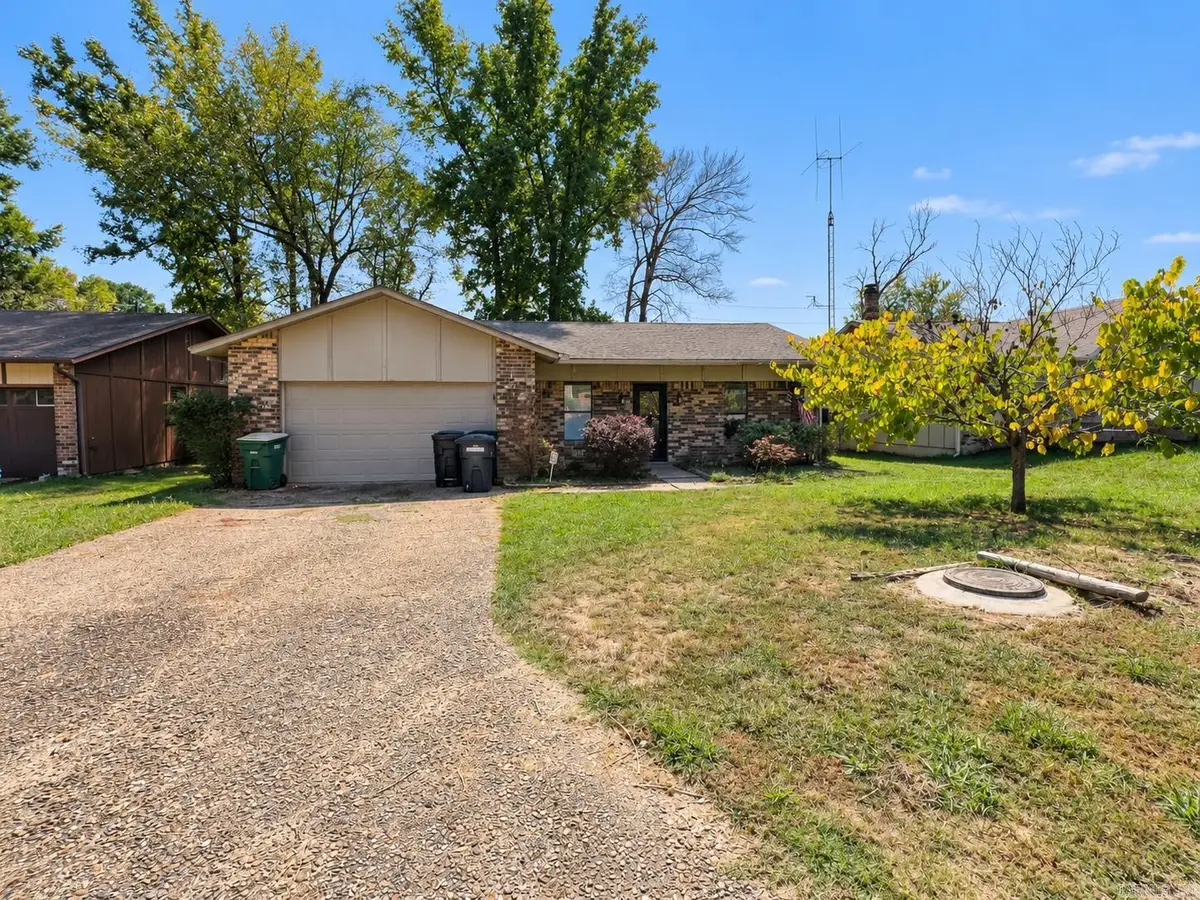 114 Gravel Lane, Sherwood, AR 72120 - #1