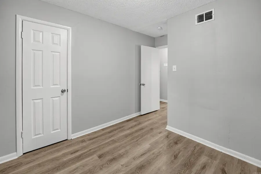 16 Sheffield Drive, Little Rock, AR 72209 - #2