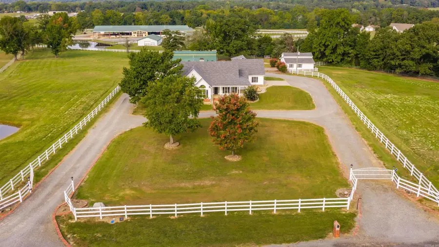 337 Meadow Brook Drive, Bee Branch, AR 72013 - #2