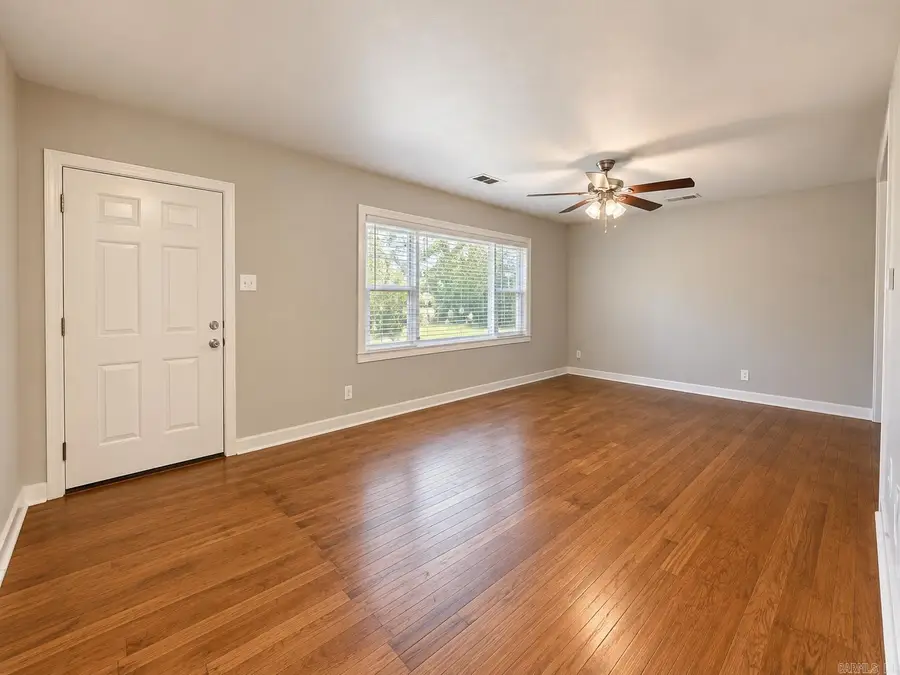 809 Burton Street, Benton, AR 72015 - #3