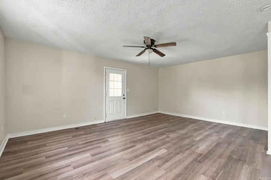 110 W Alabama Street, Beebe, AR 72012 - #3