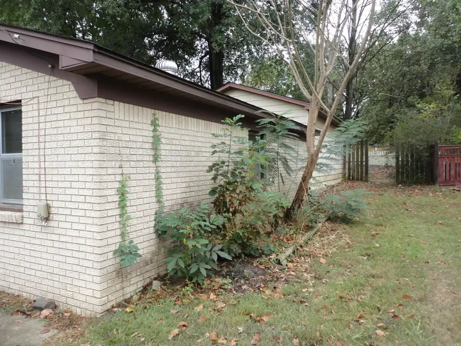 206 S Collison Avenue, Bald Knob, AR 72010 - #2