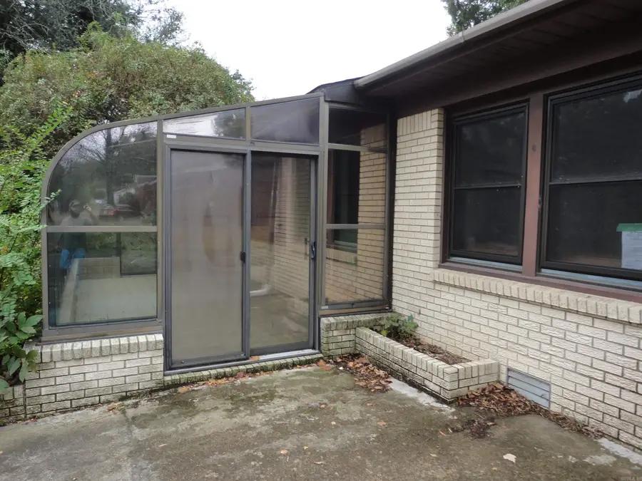 206 S Collison Avenue, Bald Knob, AR 72010 - #3