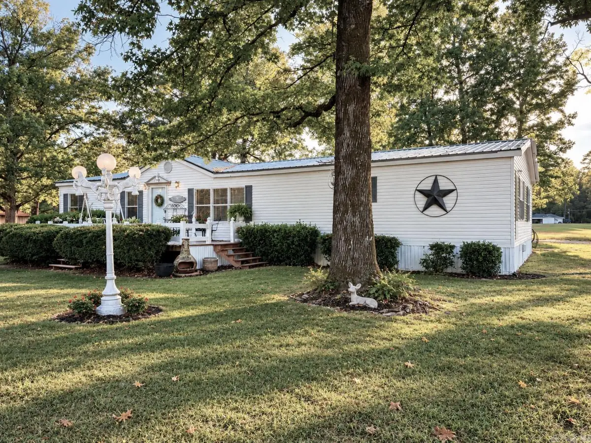 6008 Middle Warren Rd, Pine Bluff, AR 71603 - #1