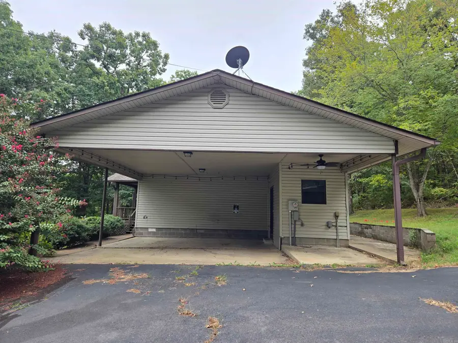 361 Radio, Clinton, AR 72031 - #2