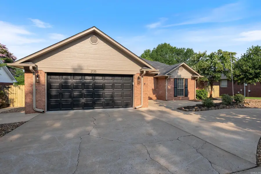 2135 Maplewood Drive, Conway, AR 72032 - #2