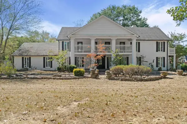 2403 E Country Club, Searcy, AR 72143