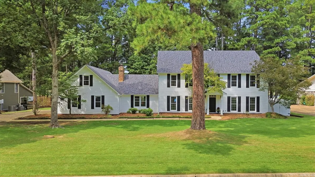 19 Club Manor Drive, Maumelle, AR 72113 - #1