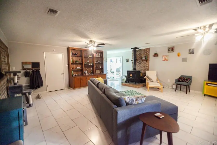 1705 Colonial Rd, Jonesboro, AR 72401 - #3