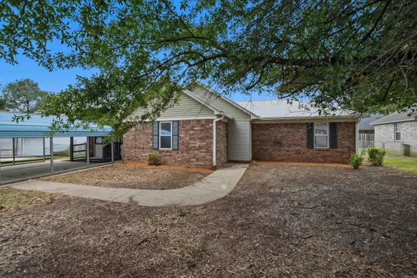 36 Hartwell Loop, Searcy, AR 72143