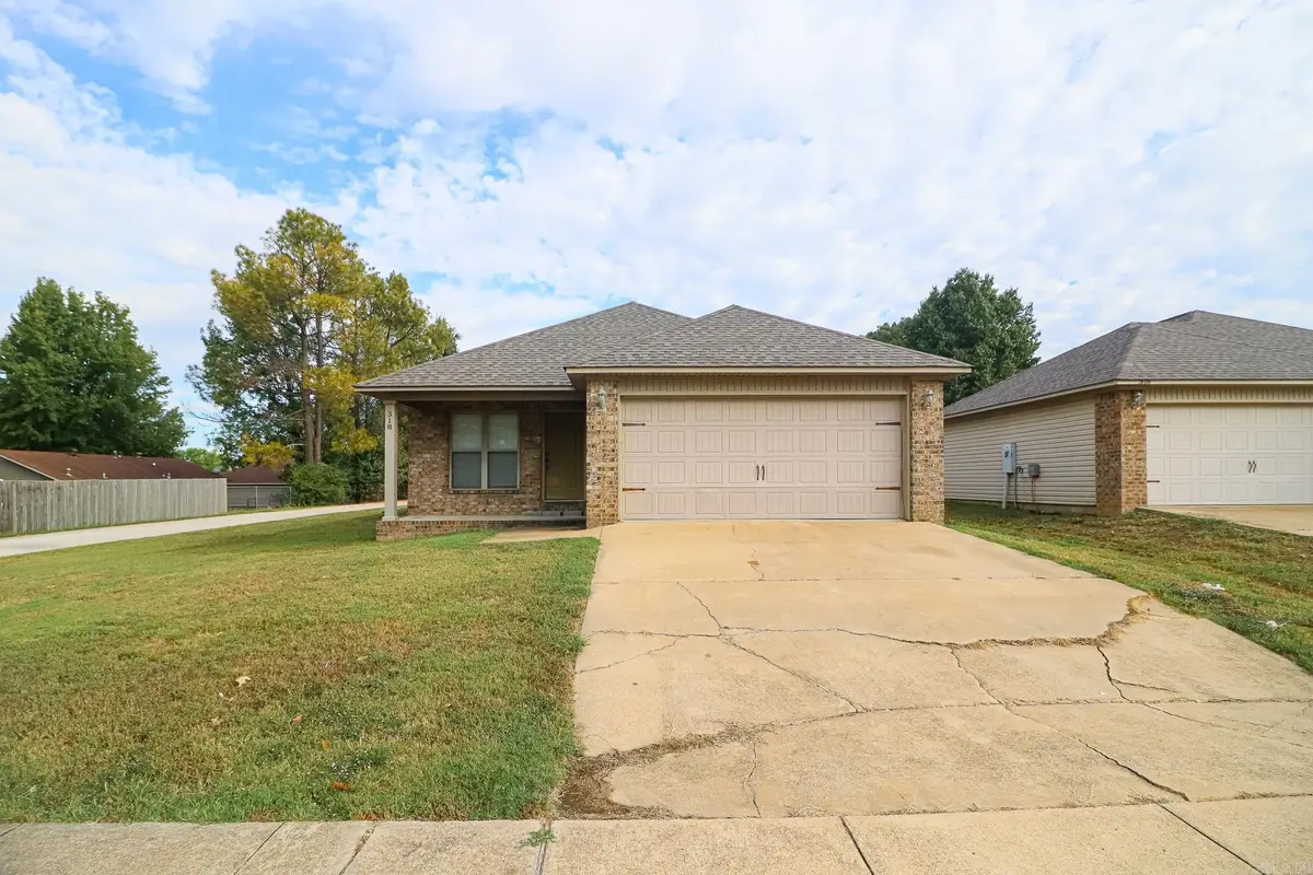 318 W School Street, Brookland, AR 72417 - #1