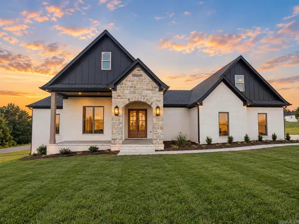 1 Bella View Drive, Greenbrier, AR 72058
