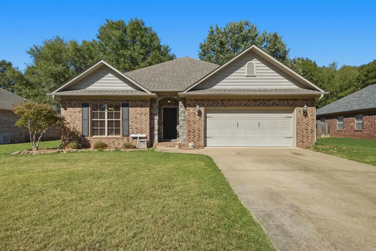 11 Brentwood Drive, Vilonia, AR 72173 - #1