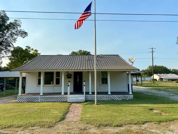 814 SW Third, Walnut Ridge, AR 72476