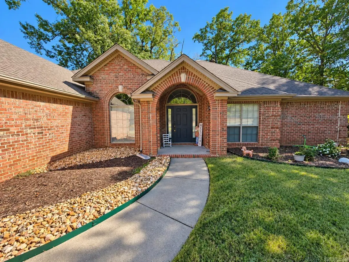 210 Deauville Drive, Maumelle, AR 72113 - #1