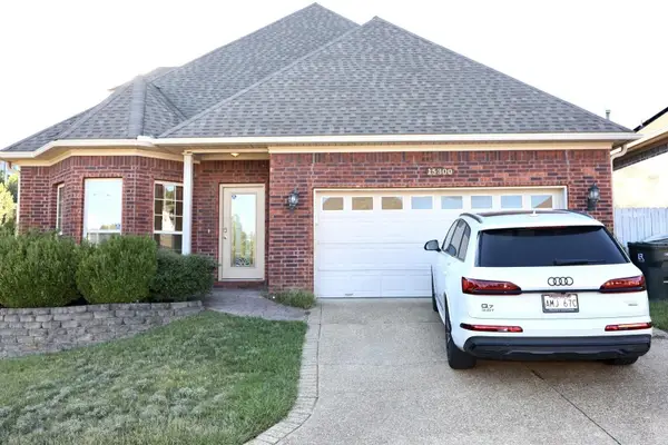 15300 Governors Lake Drive, Little Rock, AR 72223