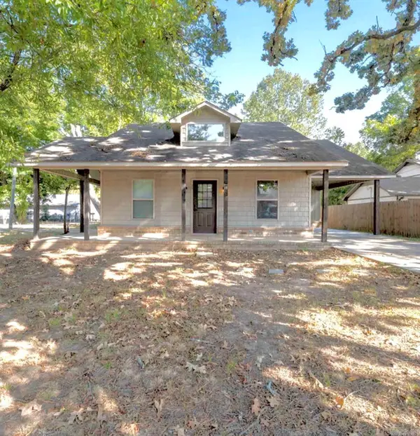 19 Center Rd Road, Mayflower, AR 72106