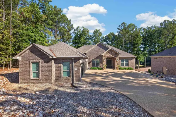 31 Elcano Drive, Hot Springs Village, AR 71909