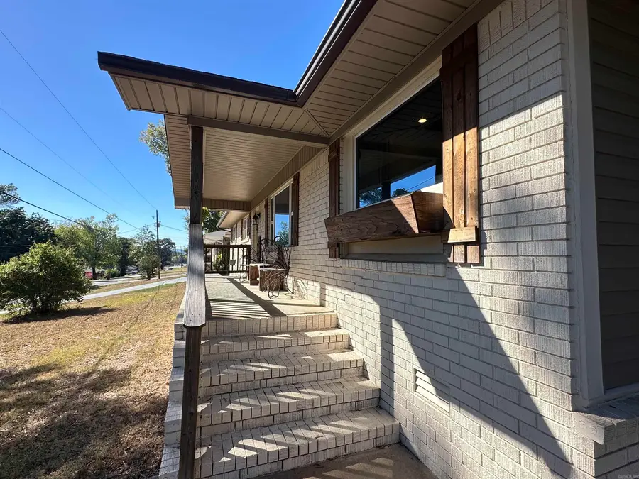 1303 Branch, Morrilton, AR 72110 - #3