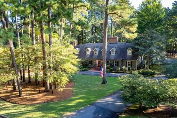 51 Hickory Hills Circle, Little Rock, AR 72212