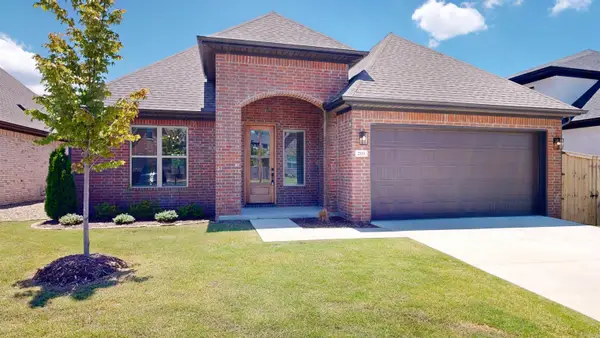 310 Kanis Rdige Drive, Little Rock, AR 72223