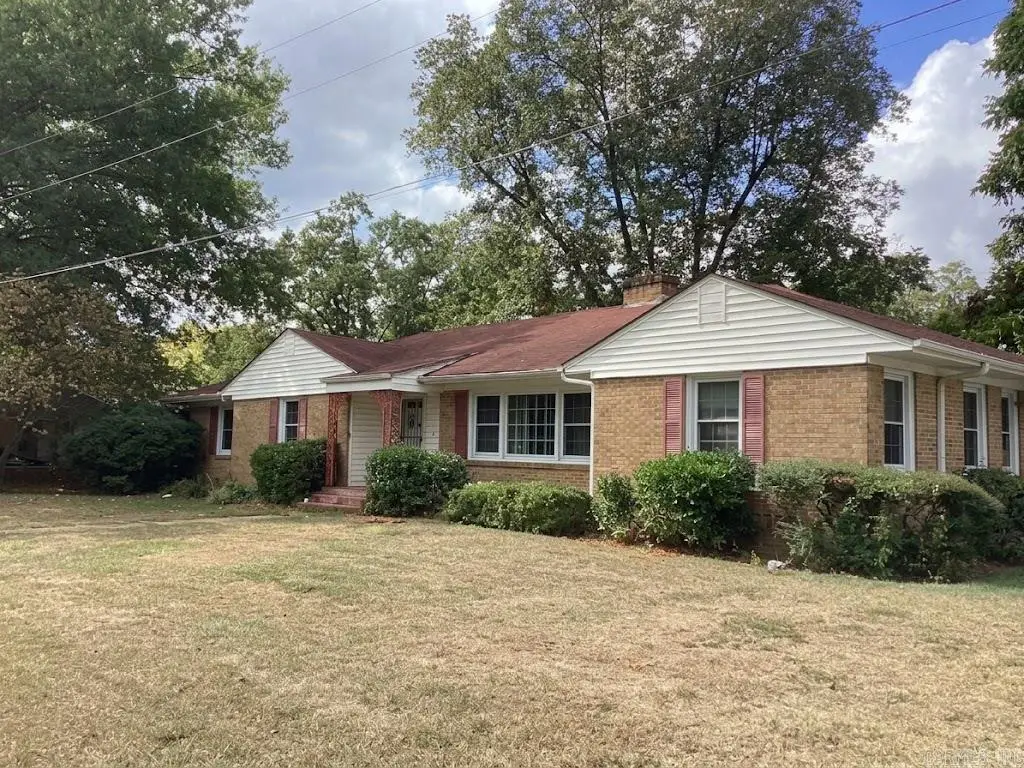 1023 W Main, Prescott, AR 71857 - #1