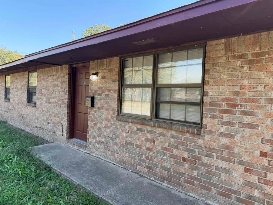 511 E Washington Street, Hazen, AR 72064 - #2