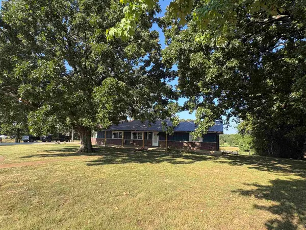 621 Us-62, Ash Flat, AR 72513