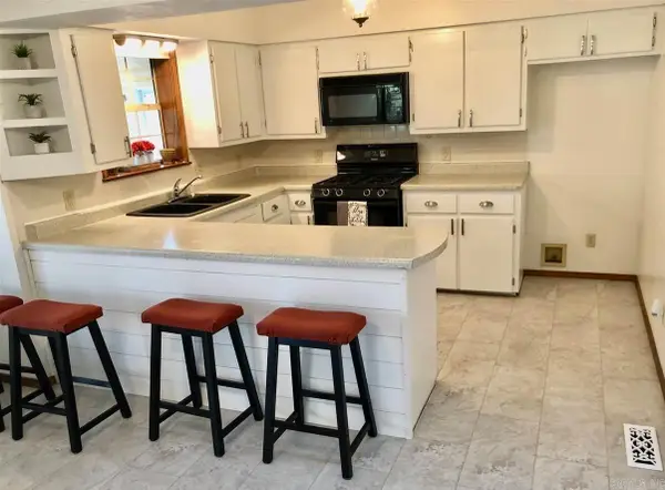 240 Round Up Lane, Mountain Home, AR 72653