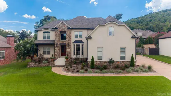 135 Courts Lane, Little Rock, AR 72223