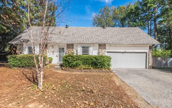 16 Piney Cove Manor, Maumelle, AR 72113