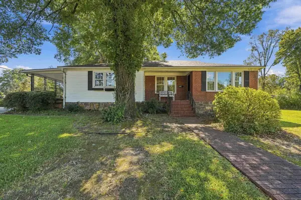 1 Patricia Lane, Little Rock, AR 72205